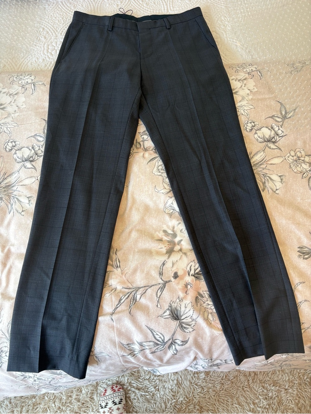 Hugo Boss Navy Dress Pants - With Pattern
